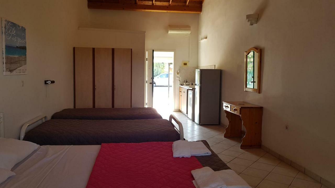 Gardenos Hotel Vitaládesz Kültér fotó
